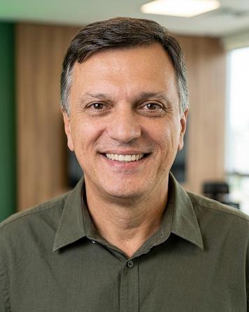 Eric Roos Bakker – CEO